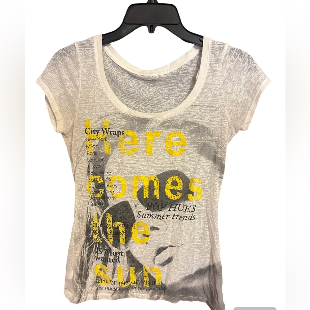 Express Here Comes the Sun T shirt